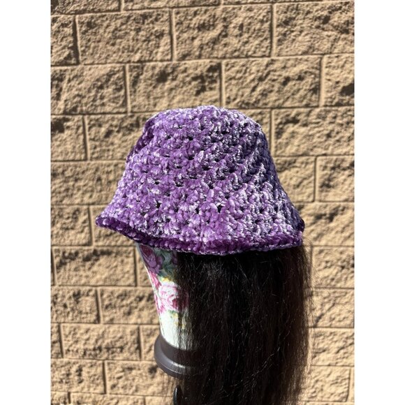 Stylish Purple Heart Bucket Hat - Teens & Kids Fashion Accessory - Picture 6 of 6
